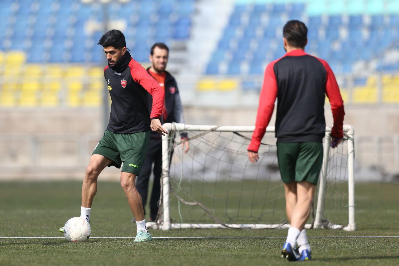 مدافع پرسپولیس نگرانی یحیی را برطرف کرد
