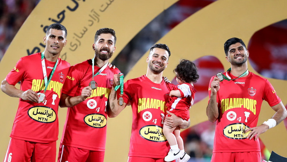 مدافع پرسپولیس پایان قرارداد را تکذیب کرد: یک سال دیگر می‌توانم بمانم