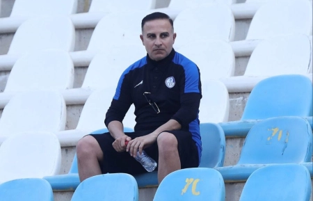 مربی استقلال خوزستان: شرایط ما را در هند و پاکستان بگویید، مسخره‌مان می‌کنند