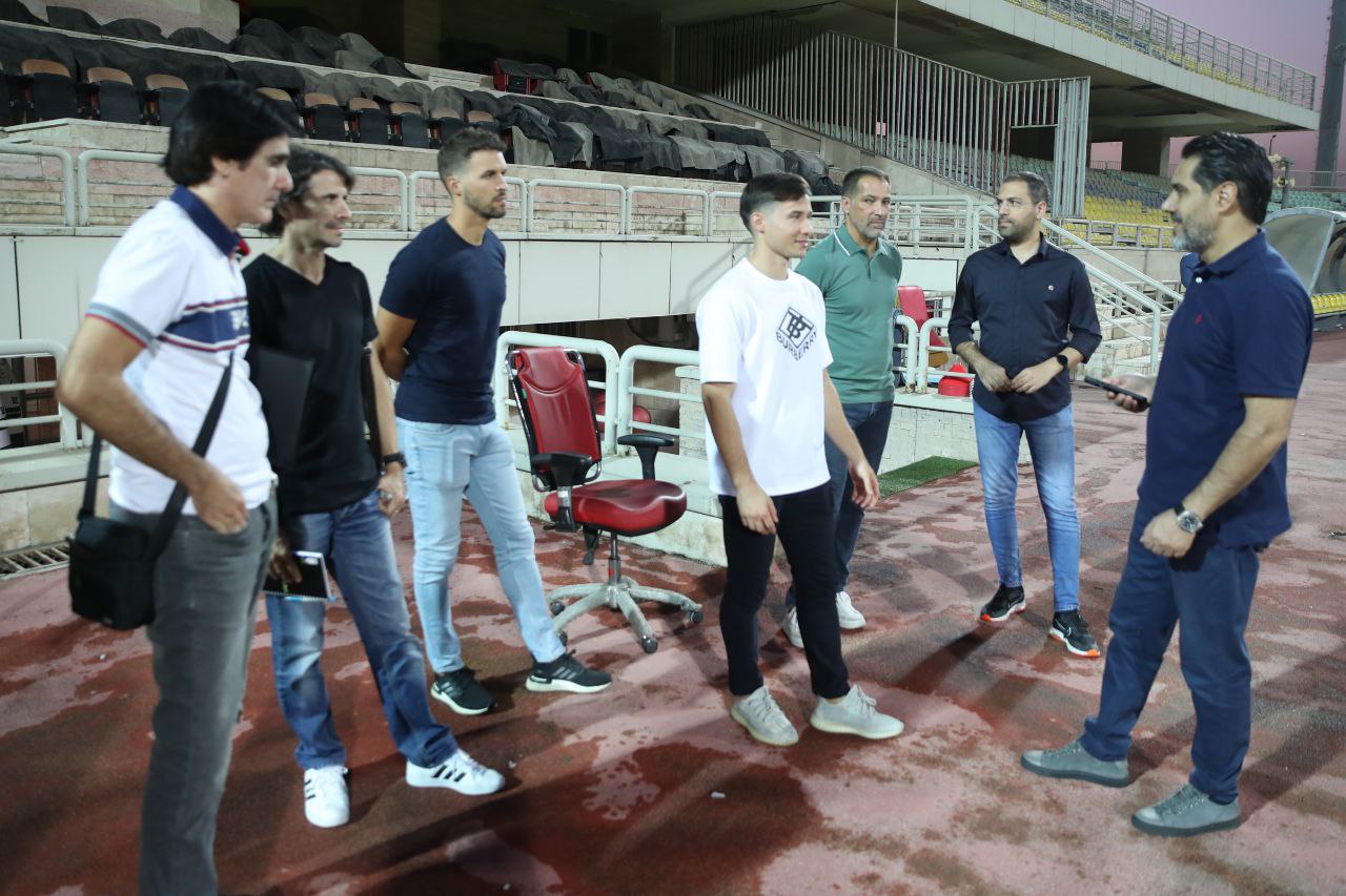 مربیان تیم ملی نظاره‌گر دیدار پرسپولیس و تراکتور