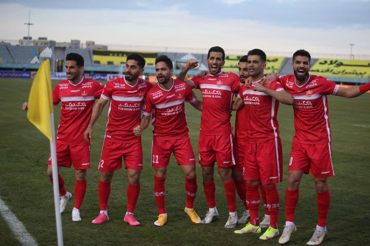 منافی: پرسپولیس بازی ۶ امتیازی را از سپاهان برد/ خط حمله باید تقویت شود