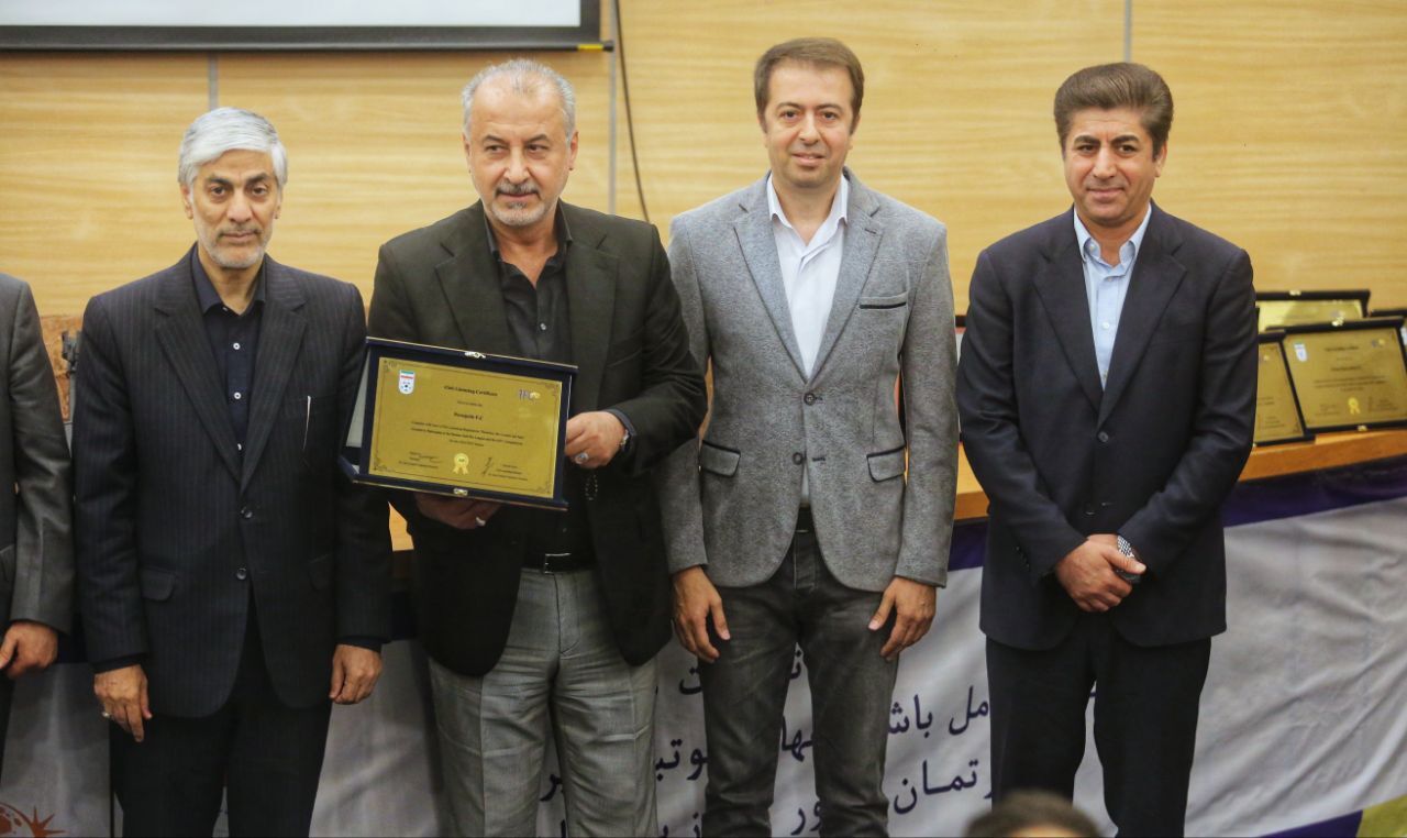 نشست سالانه مدیران باشگاه‌ها با حضور وزیر ورزش / تقدیر از باشگاه‌های دارای مجوز حرفه‌ای