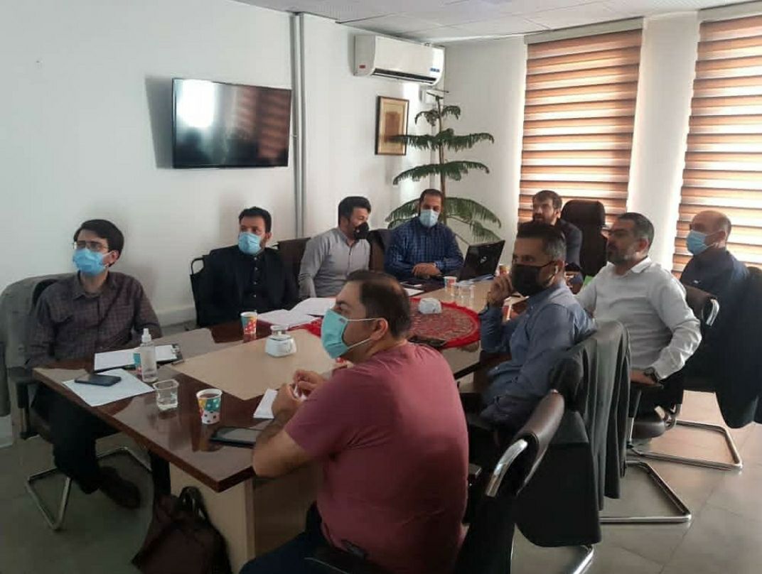 نشست ویژه در باشگاه پرسپولیس برای تنظیم پیش‌نویس قرارداد مزایده کارگزار