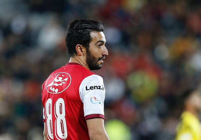 نعمتی: غلبه بر سپاهان به ما روحیه داد/ پرسپولیس با قدرت به سمت قهرمانی می‌رود