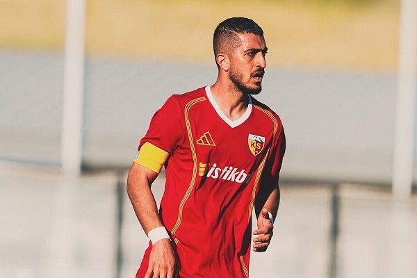 نمره قبولی مدافع تیم ملی فوتبال در شب شکست سنگین مقابل فنرباغچه