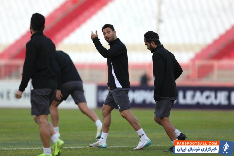 هدیه ویژه باشگاه تراکتور برای نسف قارشی سوژه شد + عکس