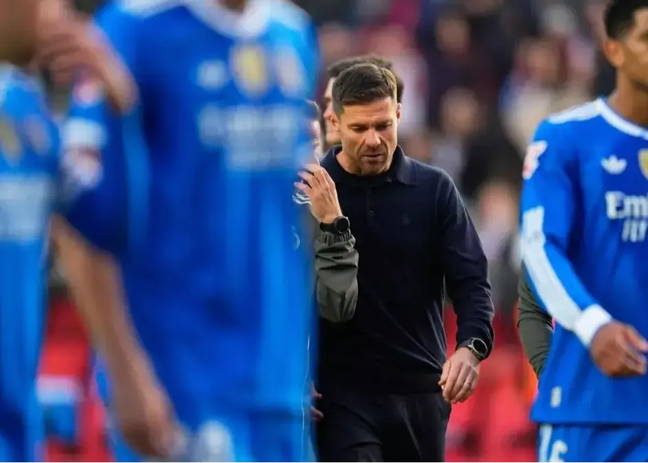 همه علیه آلونسو ؛ ژابی رفتنی می شود؟