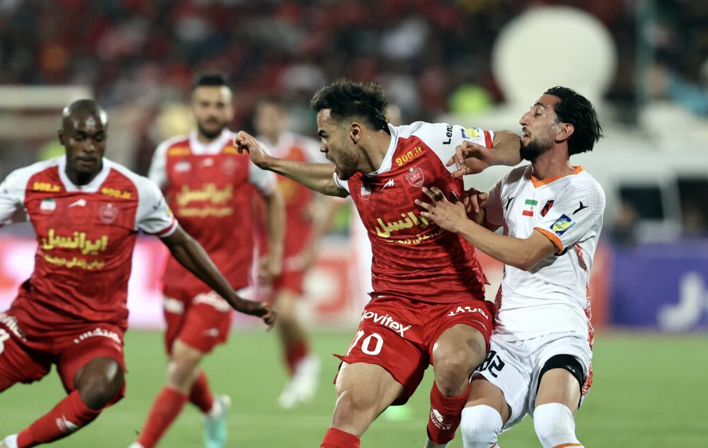 واکنش باشگاه پرسپولیس به پیشنهاد برای جذب اورونوف