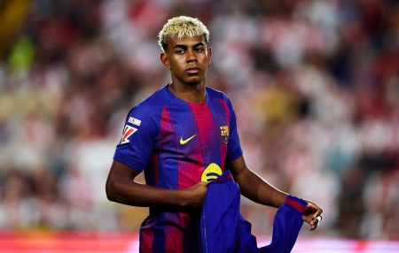 واکنش صادقانه یامال به مقایسه خودش با مسی!