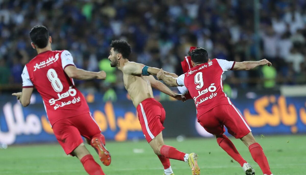 ویدئو: خلاصه بازی پرسپولیس ۲-۱ استقلال و جشن قهرمانی پرسپولیس