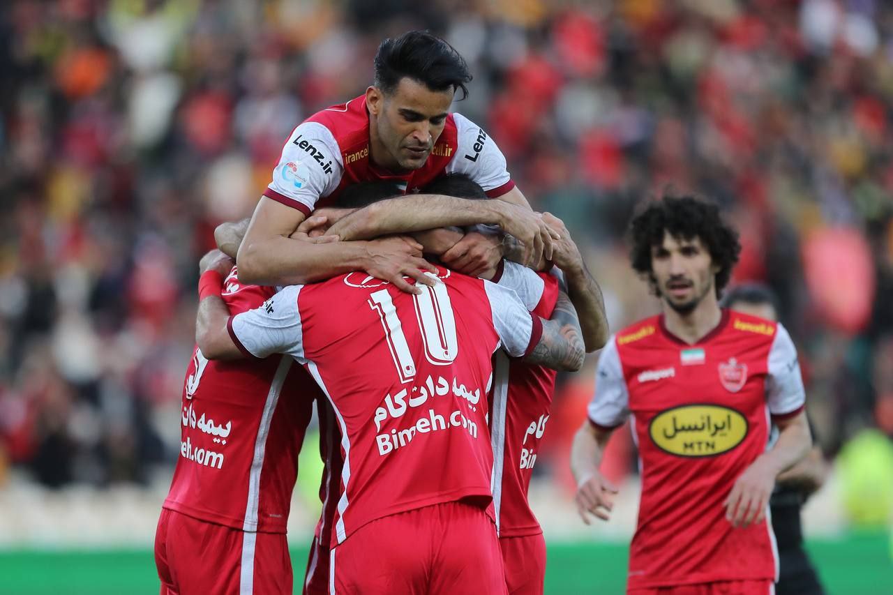 ویدئو: خلاصه و گلهای مسابقه پرسپولیس ۳-۰ نفت مسجدسلیمان