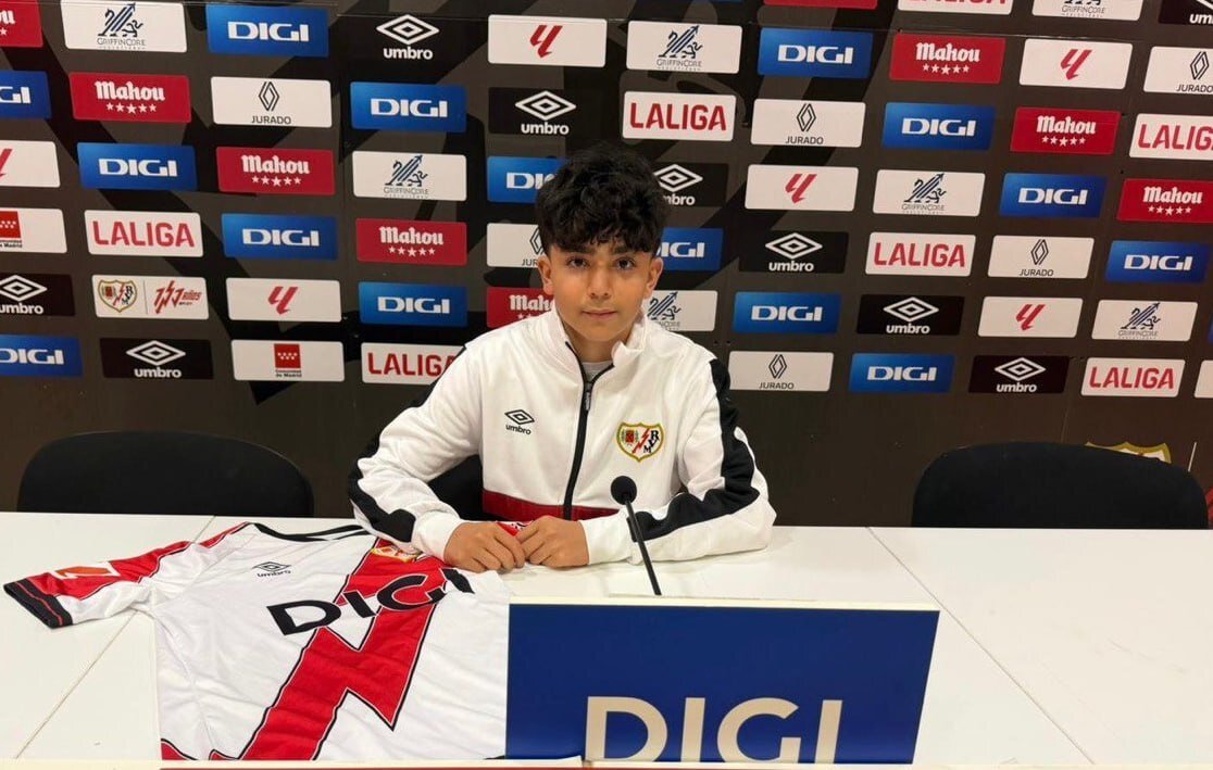 پدیده ۱۵ساله ایرانی رسما به لالیگا رفت