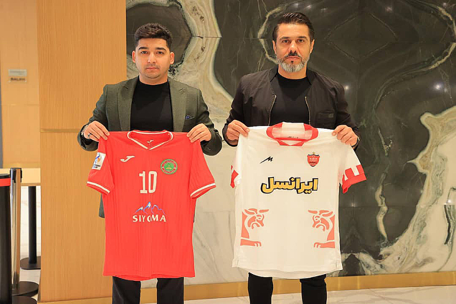 پرسپولیس سفید می‌پوشد، استقلال تاجیکستان قرمز