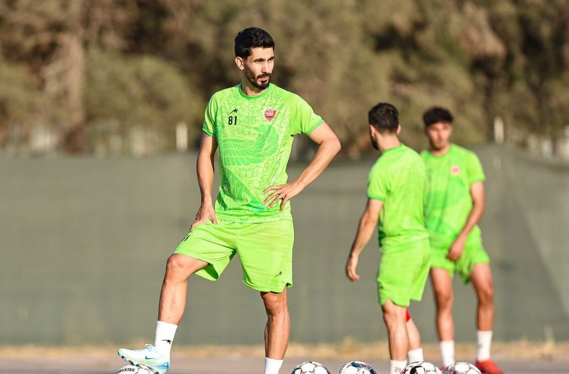 پرونده پزشکی بازیکنان پرسپولیس روی میز اوسمار؛ دو نفر نیستند پرونده پزشکی بازیکنان پرسپولیس روی میز اوسمار؛ دو نفر نیستند