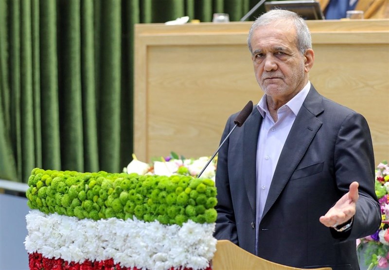 پزشکیان: شهید رئیسی مدیری خستگی‌ناپذیر و خادم ملت بود