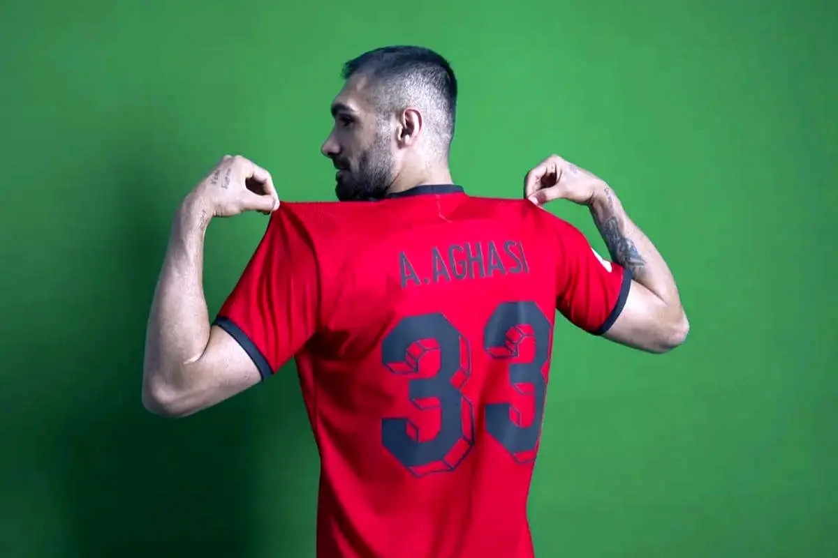پول آمد، آقاسی استقلالی شد