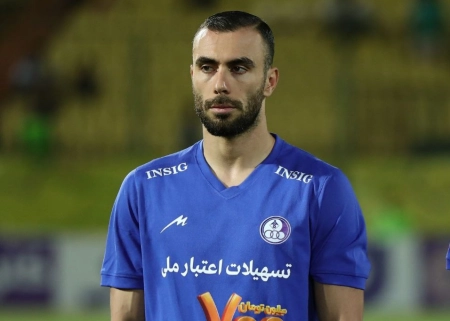 پیام احساسی گلزن استقلال خوزستان به مادرش + عکس پیام احساسی گلزن استقلال خوزستان به مادرش + عکس