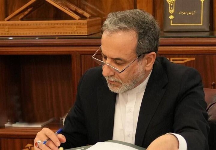پیام تبریک عراقچی به تیم ملی والیبال جوانان؛ کام ملت ایران را شیرین کردید