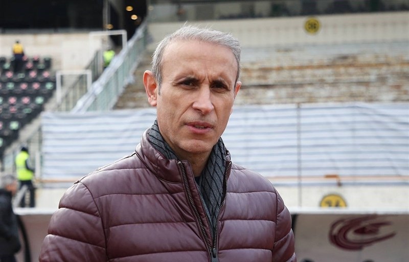 پیام سرمربی پرسپولیس به مناسبت سال نو +عکس