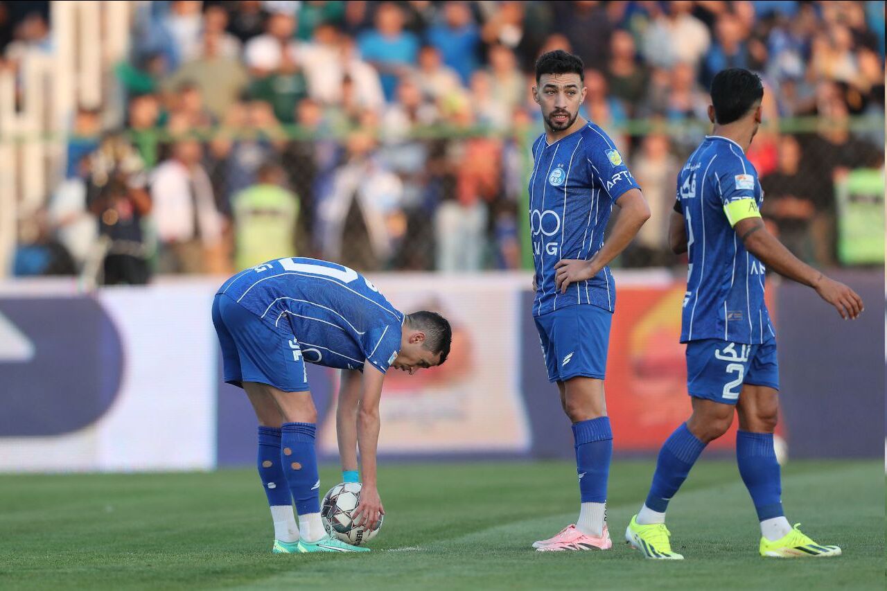 پیروزی استقلال مقابل آلومینیوم؛ آبی‌پوشان به صدر جدول رسیدند