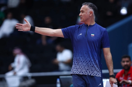 پیمان اکبری: آمدیم که قهرمان شویم؛ یاد صابر کاظمی با ما است