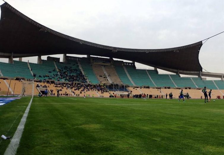 چادرملو میزبان پرسپولیس در ورزشگاه تختی تهران