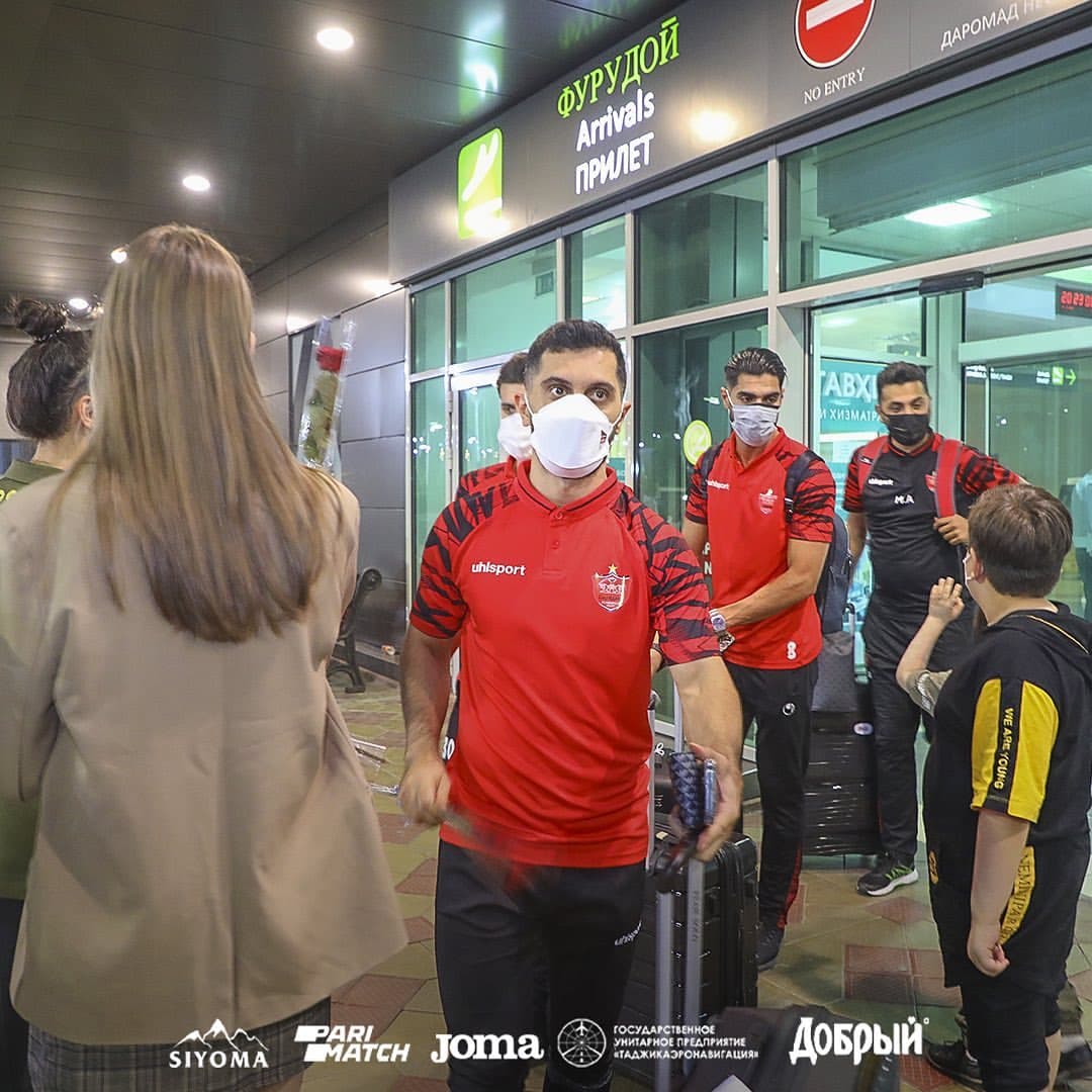 کاروان پرسپولیس وارد دوشنبه شد +تصاویر