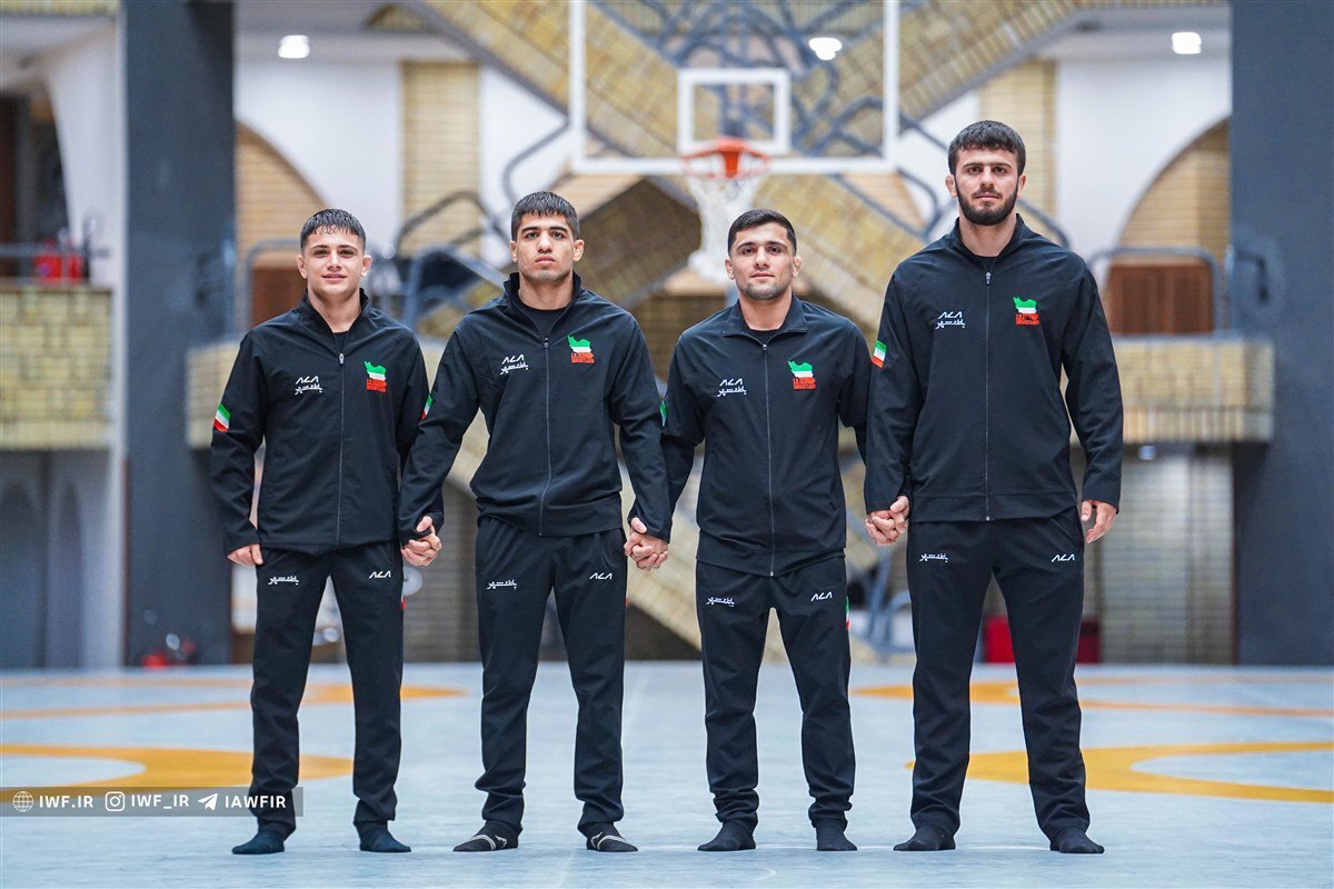 کشتی فرنگی زیر ۲۳ سال جهان| محمدی به فینال و شمسی‌پور به رده‌بندی رسیدند/ محسن‌نژاد در گروه بازنده‌ها