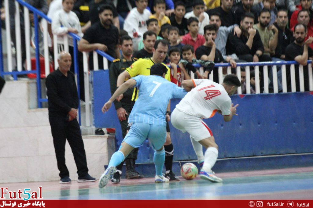 گزارش تصویری/ بازی تیم های شهرداری ساوه و سن ایچ ساوه