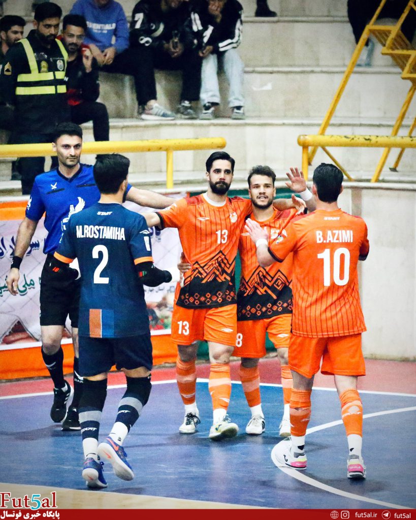 گزارش تصویری/ بازی تیم‌های جواد الائمه شهرکرد و مس سونگون