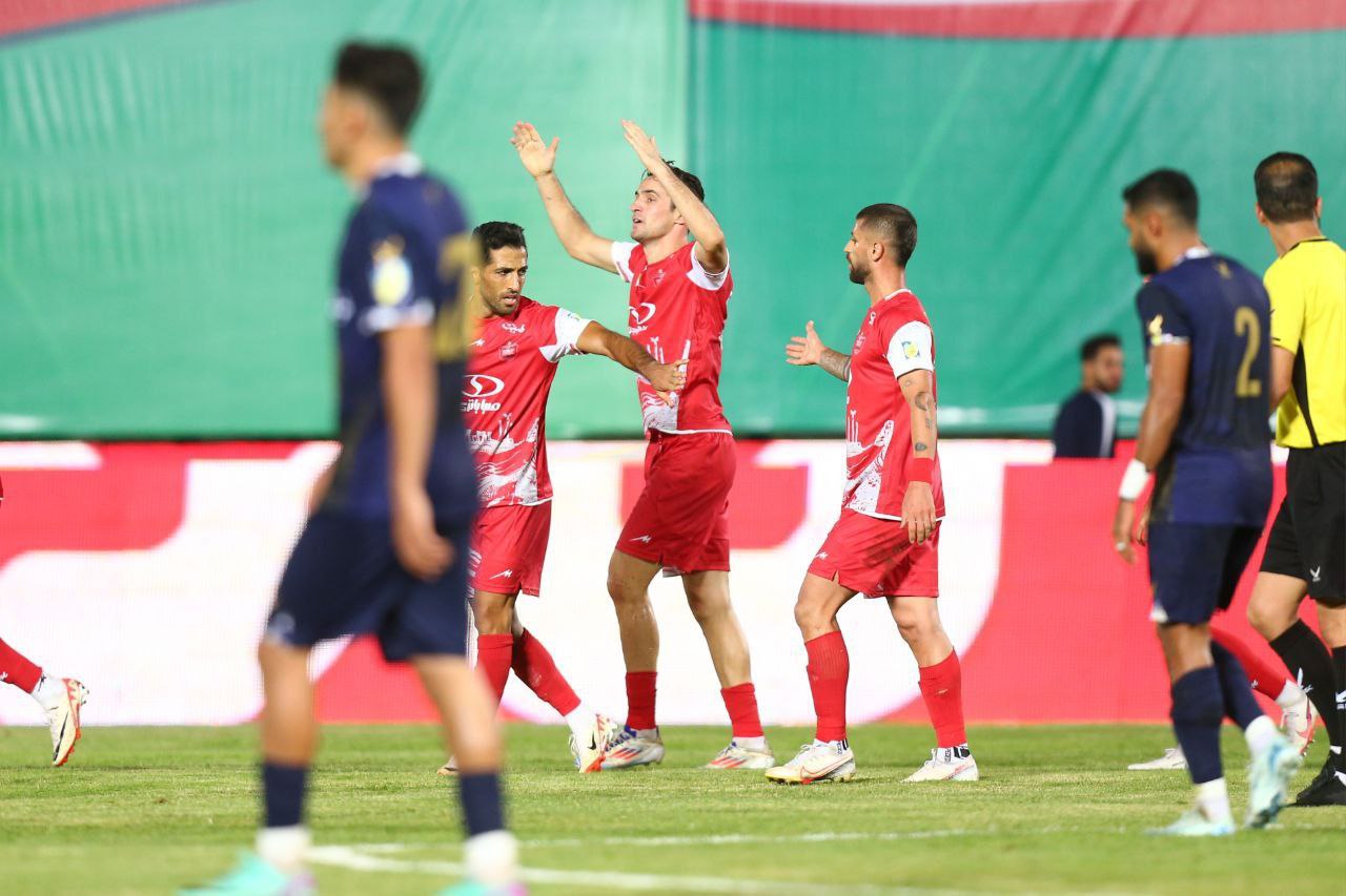 گزارش تصویری: بازی رفت پرسپولیس ۱-۰ چادرملو