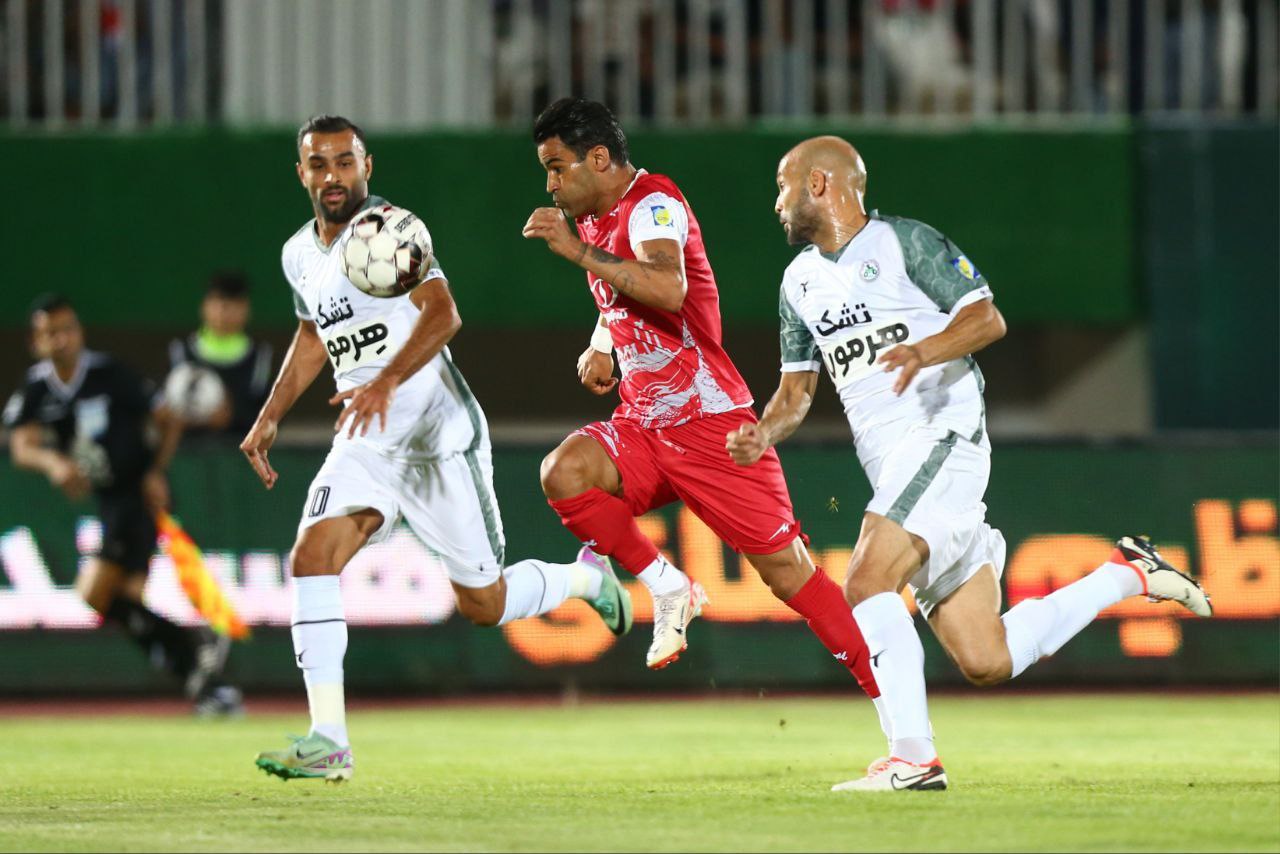 گزارش تصویری: بازی رفت پرسپولیس ۱-۱ ذوب آهن