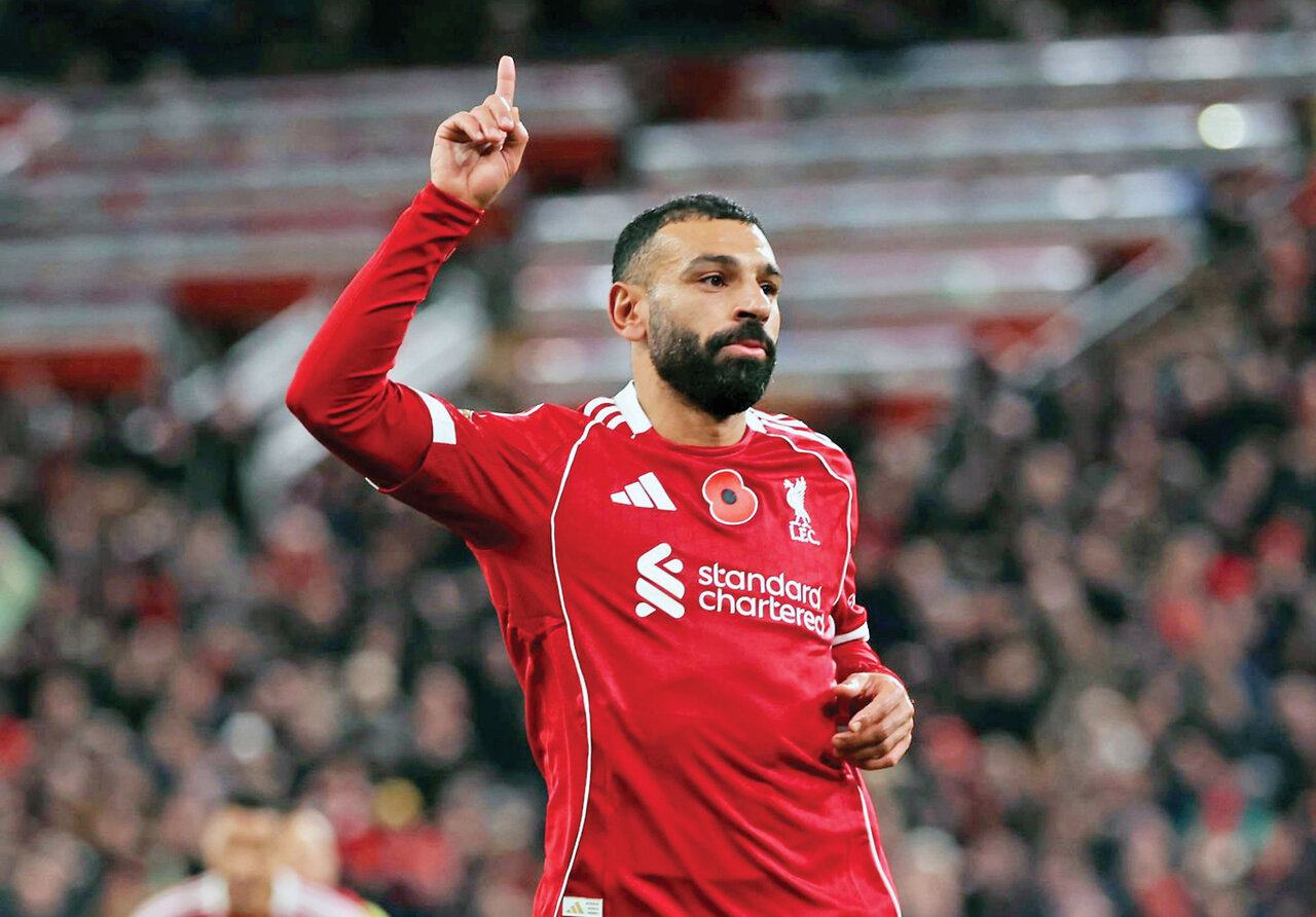 گل‌های همیشه‌بهار؛ قرمزها از گلزنی دست نمی‌کشند