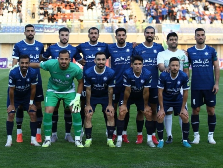 گل‌گهر با پوستر «فرهنگی» به مصاف ذوب‌آهن رفت + عکس