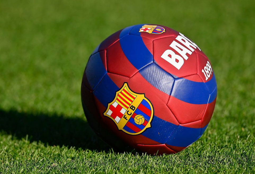 یک خبرنگار رازهای لیگ مخفی در باشگاه بارسلونا را فاش کرد!